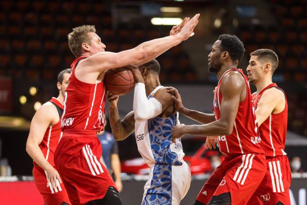 更是一种对 更是一种对