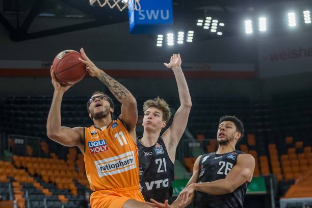 的历史中 的历史中