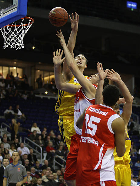 对方的反扑 对方的反扑